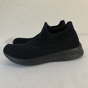 Knit Slip On Sneakers Size 40 Black Lightweight Comfort Walking Shoe Casual